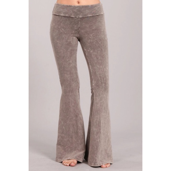 Desert Taupe Mineral Wash French Terry Flared Bell Bottom Pull On Pants Pockets - Picture 3 of 5